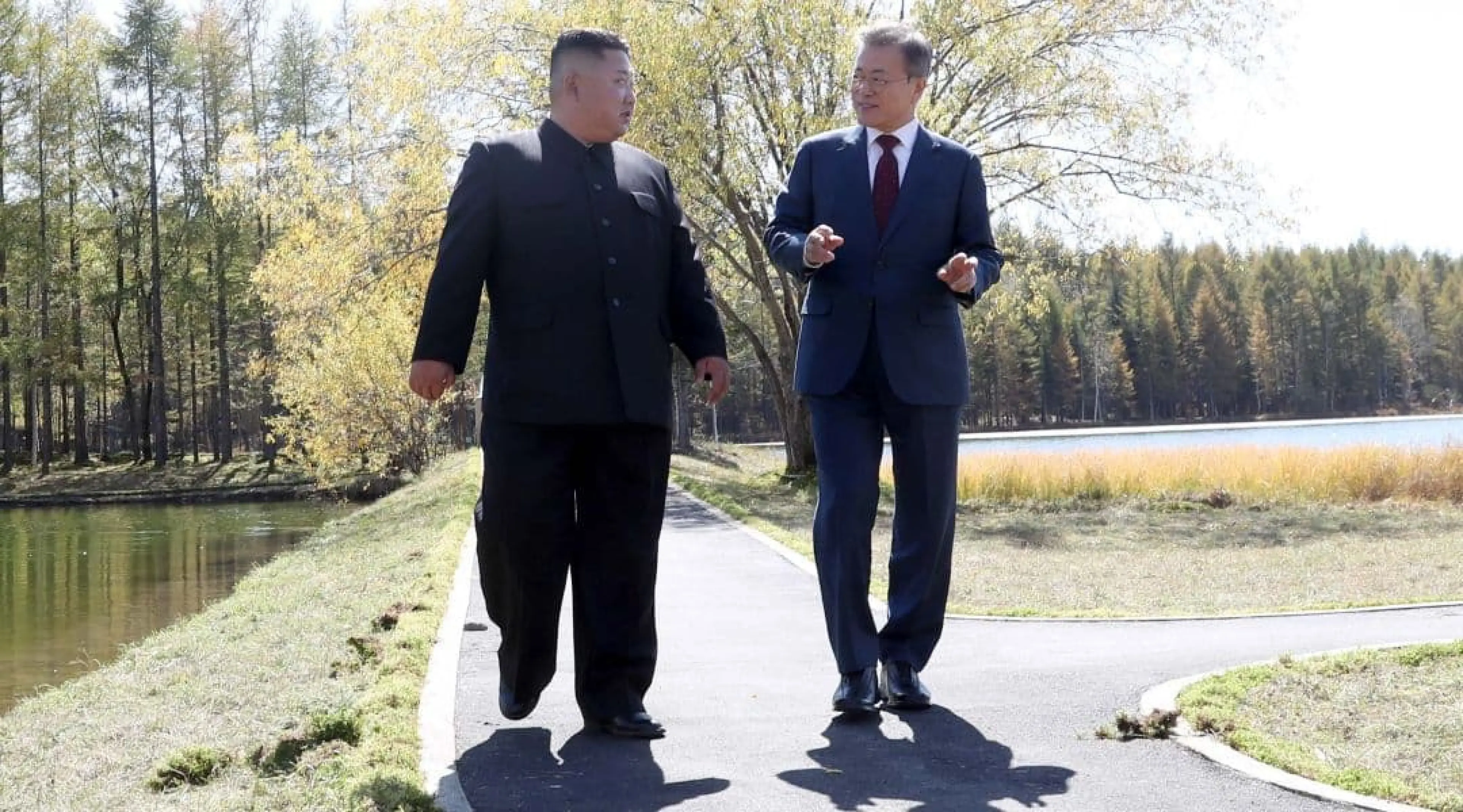 Kim Jong-un and Moon Jae-in