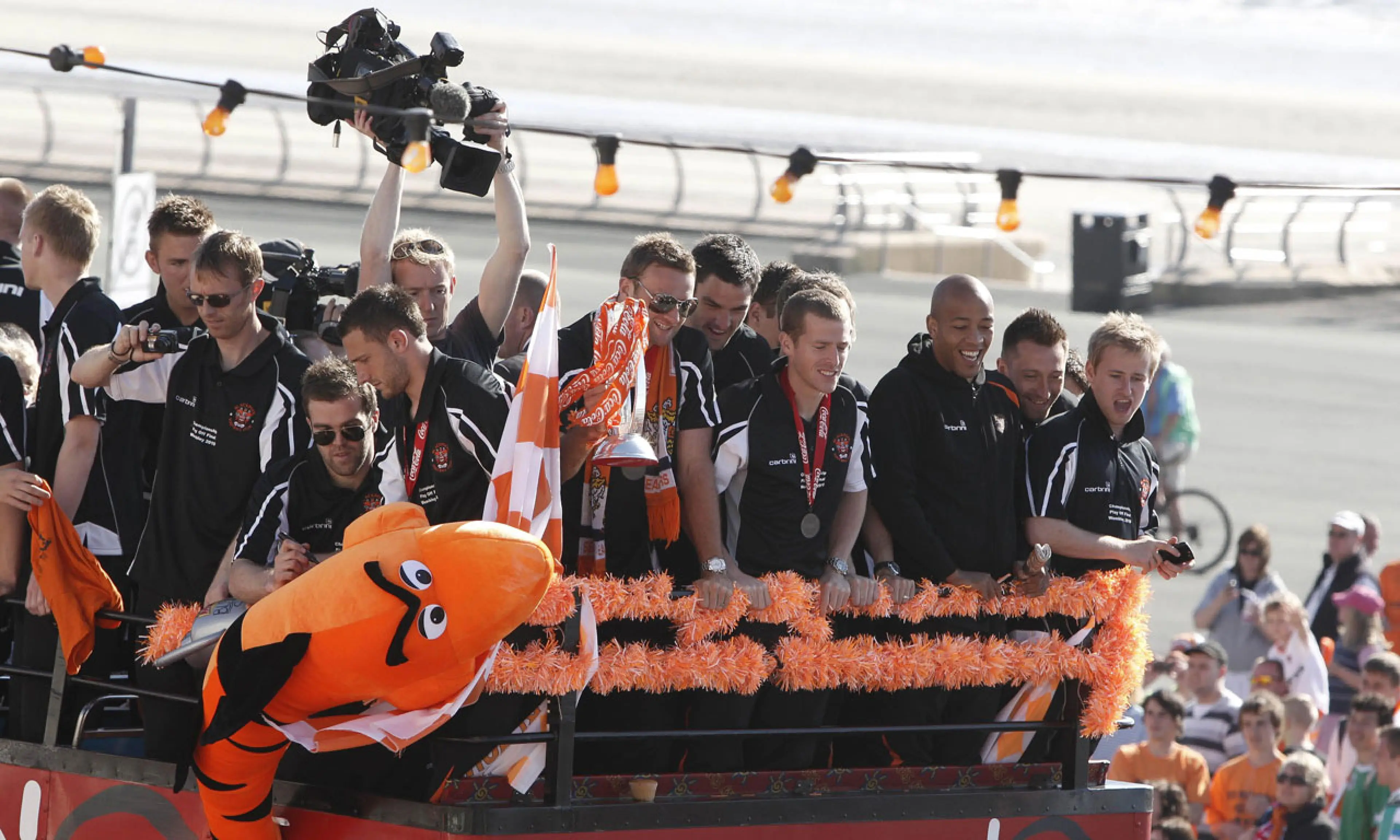 Blackpool, open-top bus parade 2010