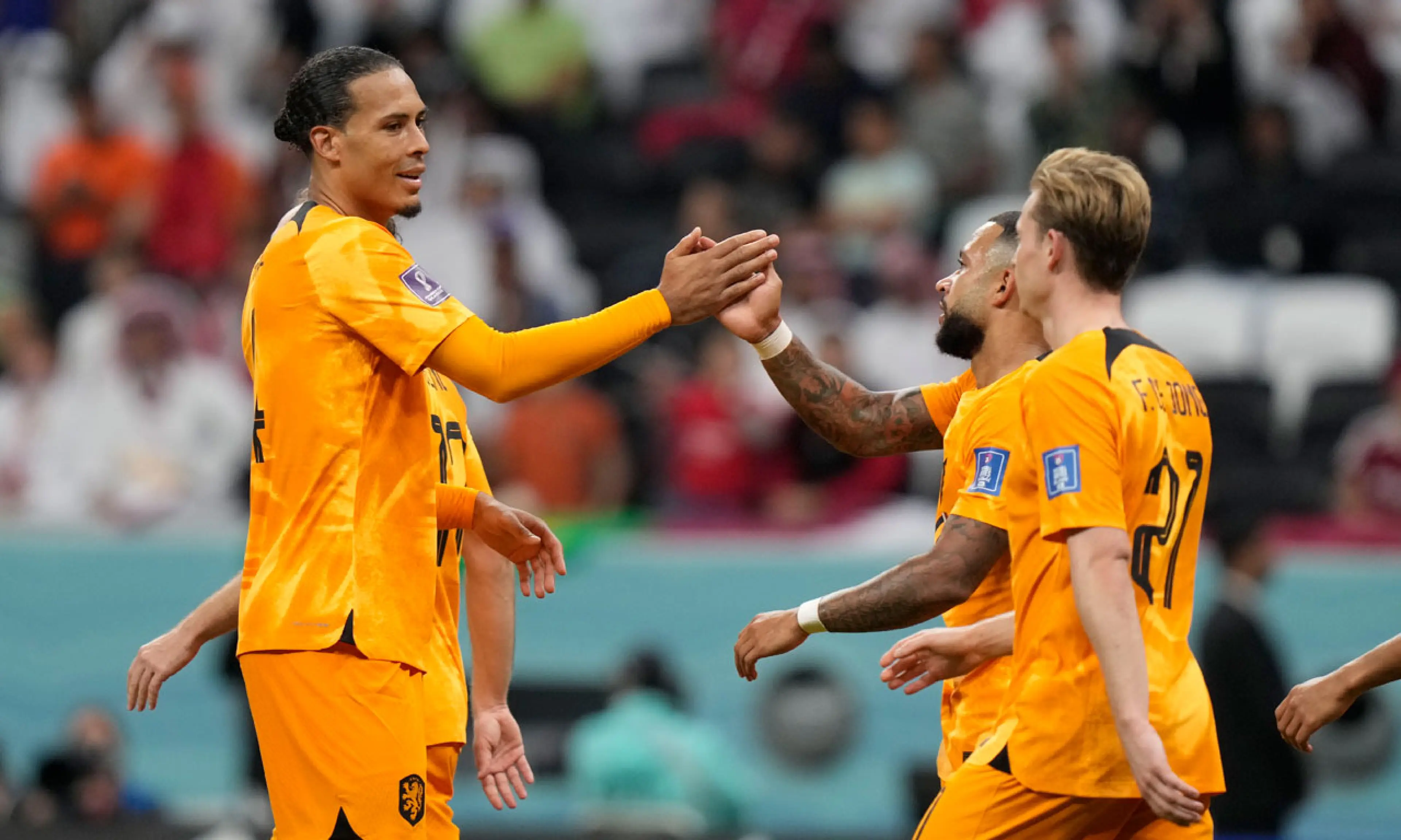 Virgil van Dijk, Frenkie de Jong, Netherlands v Qatar